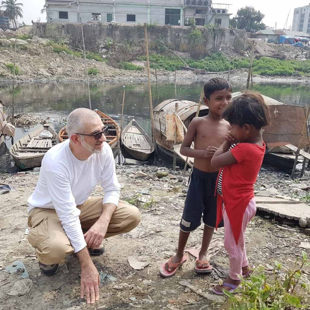 Hatem-in-Bangladesch-auf-Projektreise